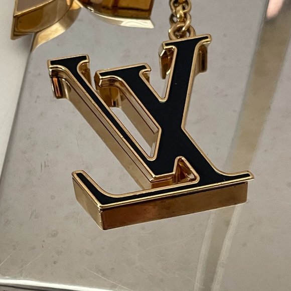 Louis Vuitton Bag Charm Fleur de Monogram Black Gold Plated Key Chain (128540) - Picture 6 of 6